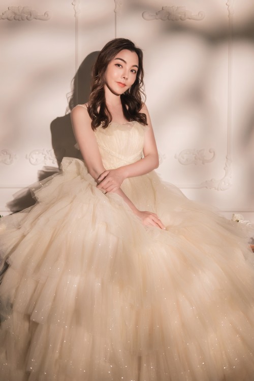 個人寫真,形象照,韓系寫真,時尚寫真,攝影棚拍照,個人形象攝影,女神寫真,雜誌風拍照,個人攝影方案,高質感寫真照